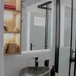 Lithi Stylish Apartments- Eco Luxury شقة تريبيتي